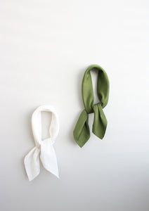 Bamboo silk scarf green